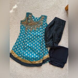 ⭐️ BIG SALE ⭐️ Indian (Desi) Wear for Women/Girls